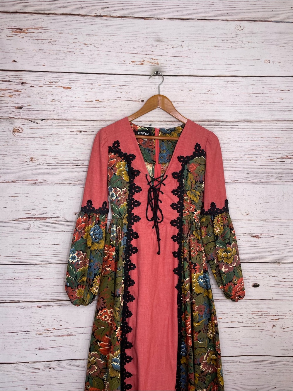 Gunne Sax vintage 1969 black label renaissance revival tapestry dress - Picture 10 of 15